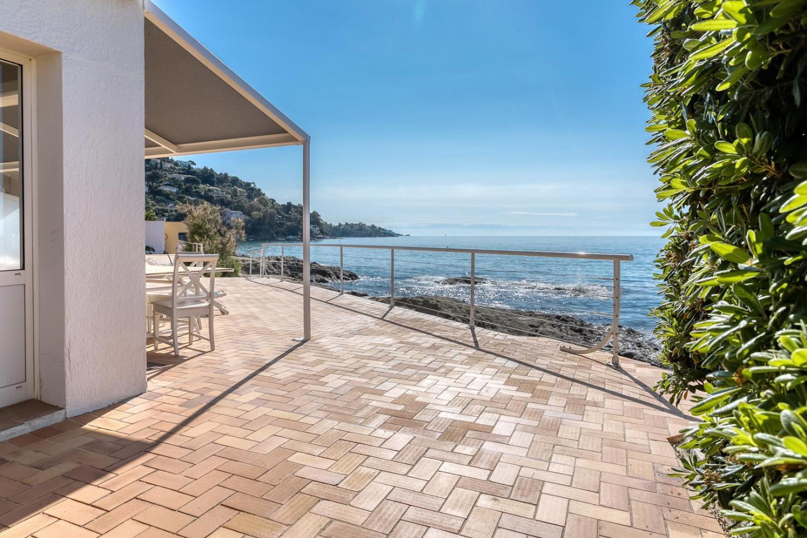 Roc - 4 Etoiles Les Pieds Dans L'eau 4* Le Lavandou